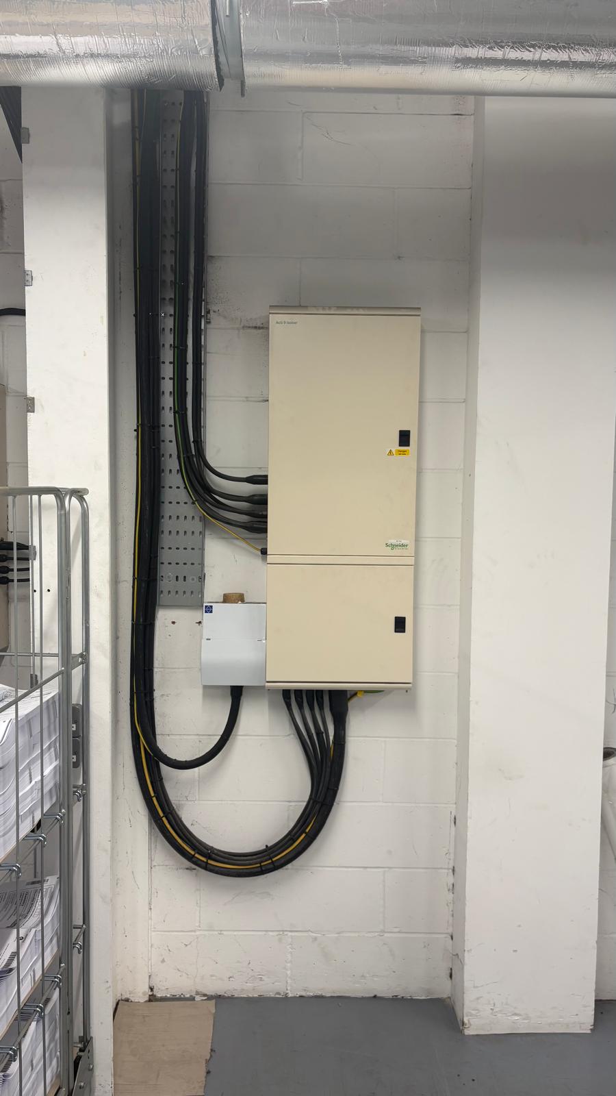 mains-cabling-board